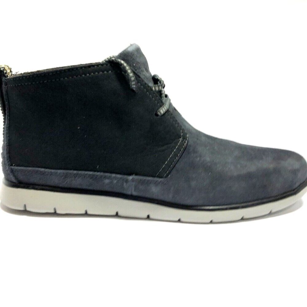 UGG Men's Freamon Waterproof Chukka Blue Size 9 M